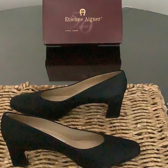 Brand new Etienne Aigner silk shoe - Picture 4 of 7